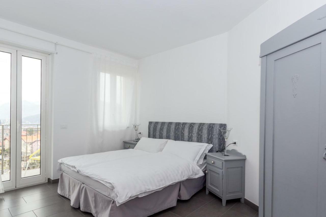 Minerva Residence Lavena Ponte Tresa Eksteriør billede